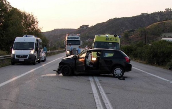 Τροχαίο στην Ερέτρια με 4 οχήματα