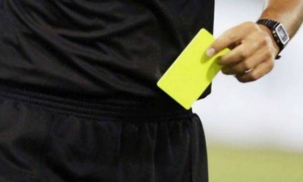 ΑΠΚΟ ΔΡΟΣΙΑΣ-ΑΣΤΕΡΑΣ ΒΑΤΩΝΤΑ 1-1: Δυνατό ματς με ...μια ντουζίνα κάρτες