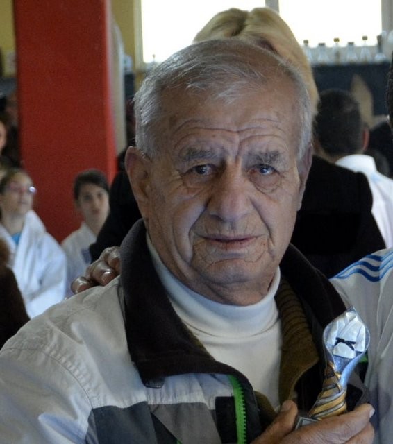 Ο Χρήστος Σεφερλής νοσηλεύεται στο νοσοκομείο με έμφραγμα