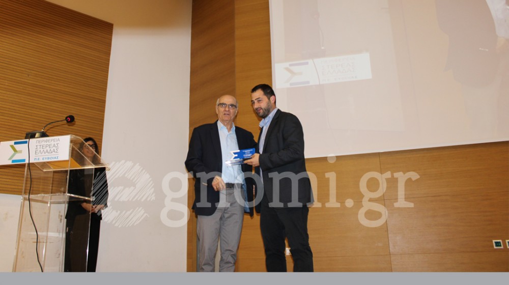 ΧΑΛΚΙΔΑ: Τίμησαν τον Θανάση Μπουραντά για την αυτοδιοικητική του πορεία (VIDEO)