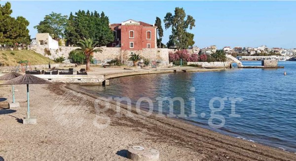ΠΕΡΙΦΕΡΕΙΑ: Κατάλληλα τα νερά της Χαλκίδας για κολύμβηση