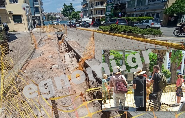 ΧΑΛΚΙΔΑ: Οι εργασίες για το φυσικό αέριο αποκάλυψαν τμήμα του Μεσαιωνικού τείχους της πόλης στη λεωφόρο Βενιζέλου