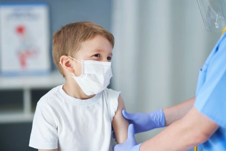 HPV: Θα εμβολιάζονται δωρεάν και τα αγόρια ηλικίας 9-18 ετών