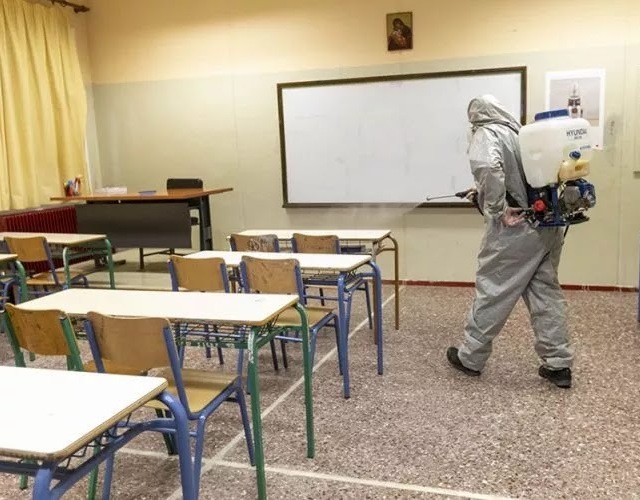 Κοινή συνέντευξη Τύπου Τσιόδρα-Κεραμέως για την επανέναρξη των σχολείων