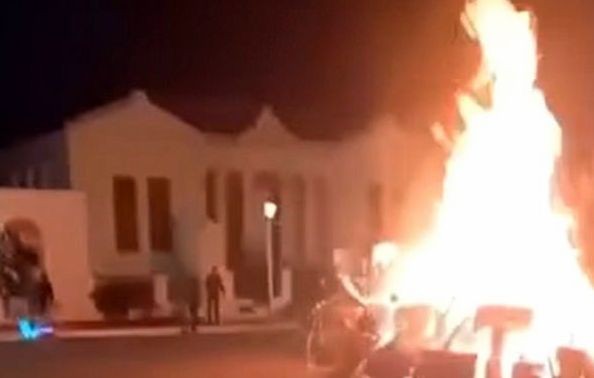 Στο νοσοκομείο 7χρονη με εγκαύματα από βεγγαλικό στη Ρόδο (VIDEO)