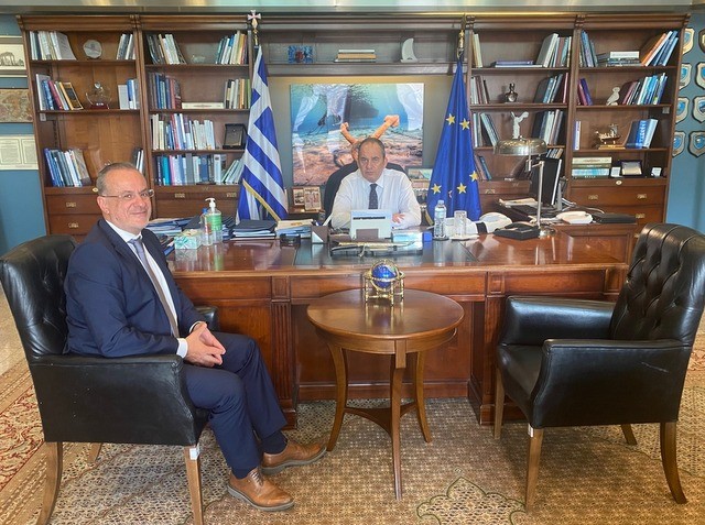 Συνάντηση Θανάση Ζεμπίλη με τον υπουργό Ναυτιλίας