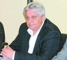 Σφροδρή επίθεση Θωμά κατά Θεοδώρου