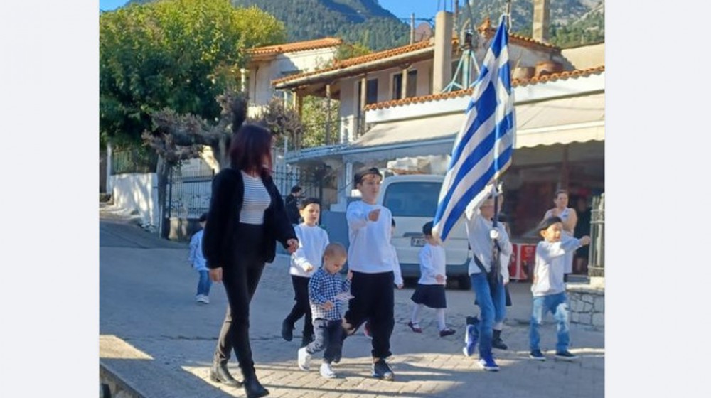 ΕΥΒΟΙΑ: Λίγοι μαθητές, αλλά τεράστια περηφάνια στους ορεινούς Στρόπωνες