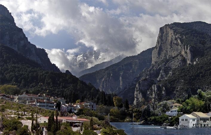 Ανέβηκαν στο ... θρόνο του Δία
