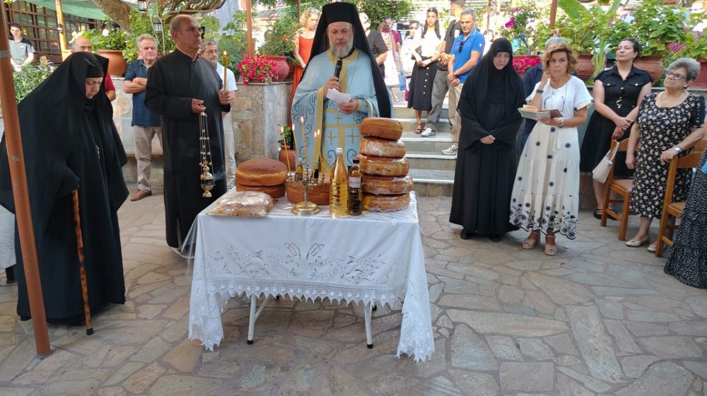 ΠΟΛΙΤΙΚΑ ΕΥΒΟΙΑΣ: Πανηγύρισε με λαμπρότητα η Ιερά Μονή Παναγίας Περιβλέπτου