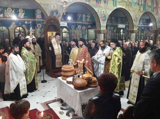 Σε δύο ναούς ο Μητροπολίτης για την γιορτή του Αγίου Σπυρίδωνος