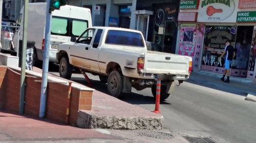 ΧΑΛΚΙΔΑ: Καβάλησε τα κολονάκια και πάρκαρε… με το έτσι θέλω