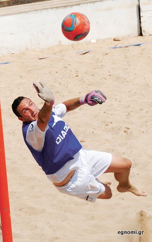 Μόνο ο Μόνος με την Εθνική Beach soccer