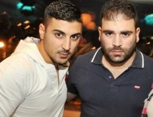 Ο αδερφός του Παντελίδη γέμισε την πλάτη του με τατουάζ αφιερωμένα στον τραγουδιστή