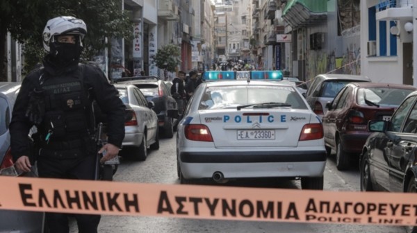 44χρονος σκότωσε με ψαλίδι τον 47χρονο αδελφό του