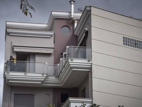 ΤΡΑΓΩΔΙΑ: Σκότωσε την 10χρονη αδερφή του και αυτοκτόνησε