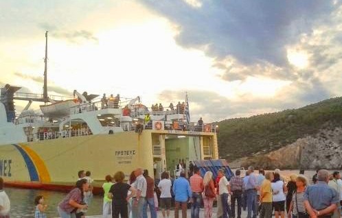 Σταμάτησαν τα δρομολόγια Μαντούδι- Σποράδες