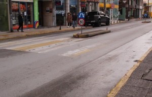 Ξεθώριασαν οι διαβάσεις πεζών σε πολλούς δρόμους της Χαλκίδας
