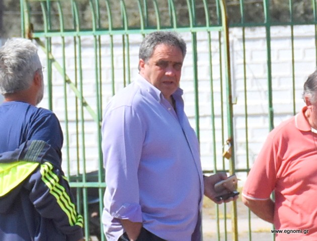 Ευχές με πεσκέσια στον  Γιώργο Ψαθά