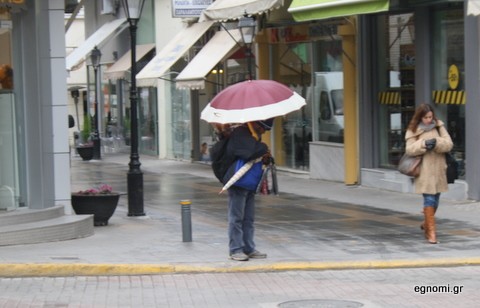 Προστασία απο τη βροχή και εμπόριο μαζί