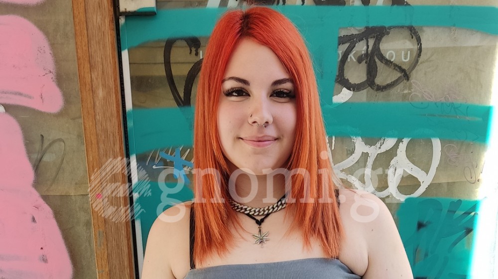 ΧΑΛΚΙΔΑ: Η Λίζα αλλάζει κάθε τρεις μήνες το χρώμα των μαλλιών της