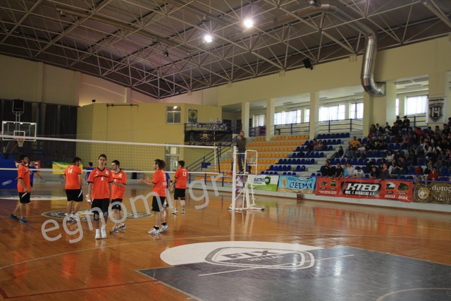 1ο Λύκειο Χαλκίδας: Σήκωσε την κούπα στο βόλλεϊ