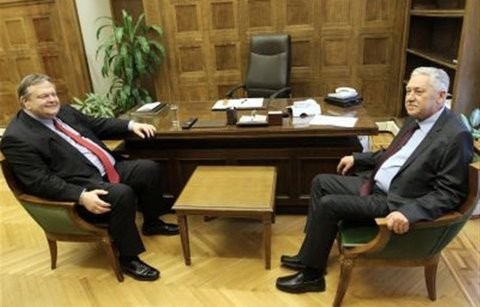 Κουβέλης και Βενιζέλος στήνουν παγίδα στο ΣΥΡΙΖΑ