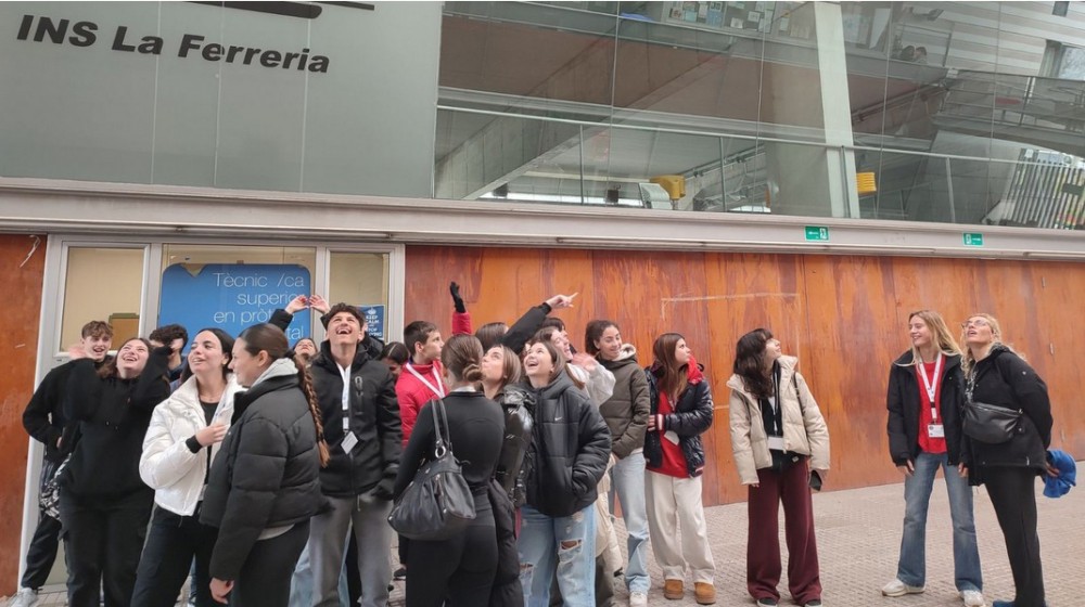 Συναρπαστική εμπειρία στη Βαρκελώνη για μαθητές τριών Γυμνασίων της Χαλκίδας και της Αυλίδας