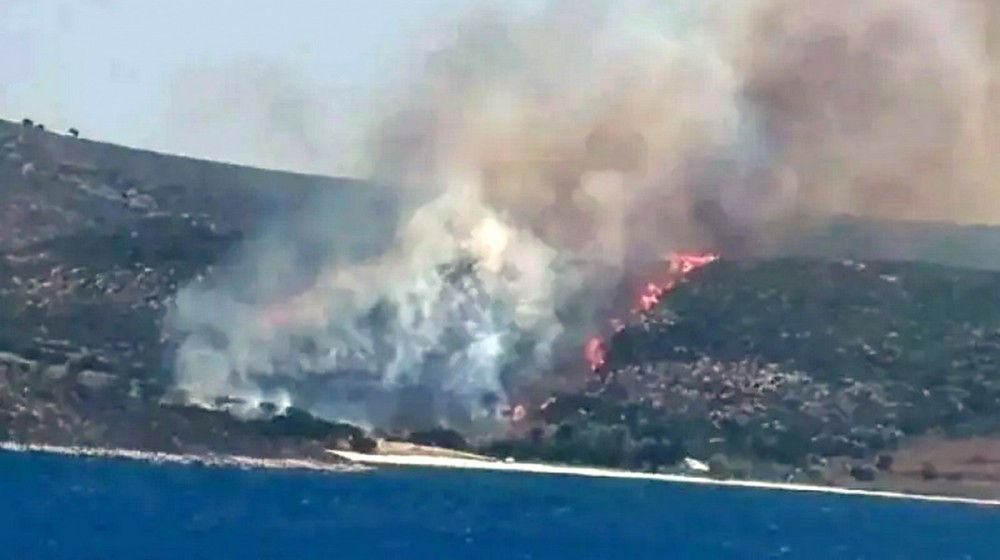 ΦΩΤΙΑ ΣΚΥΡΟΣ: Επείγουσα ανακοίνωση του Δήμου- Μην πλησιάζετε στις περιοχές που επιχειρούν οι πυροσβεστικές δυνάμεις