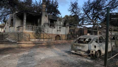 Βρέθηκε ζωντανή μητέρα με τα 3 παιδιά της που αγνοούνταν στην φωτιά στο Μάτι