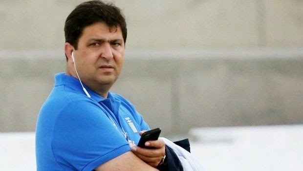 Έσπασε το τηλέφωνο του Γιάννη Παπακωνσταντίνου για τον τελικό
