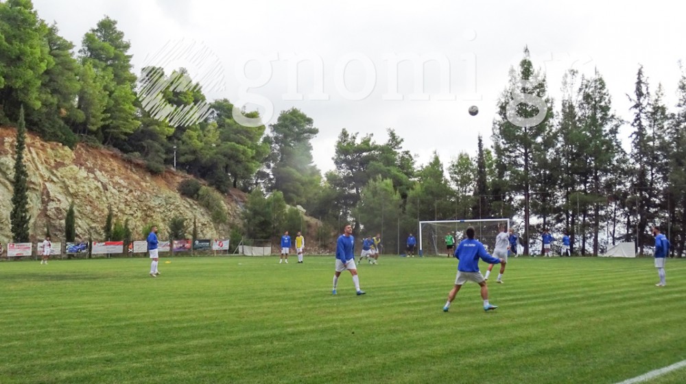 Οι πρωτοπόροι, το συμπαθέστατο γήπεδο του Σταυρού και η προσπάθεια της Ερέτριας