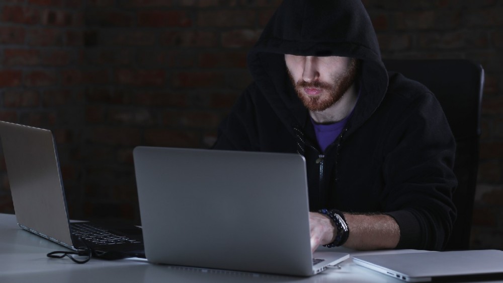 ΑΠΑΤΗ: Διακινείται e-mail ως δήθεν επιστολή της Διεύθυνσης Δίωξης Ηλεκτρονικού Εγκλήματος