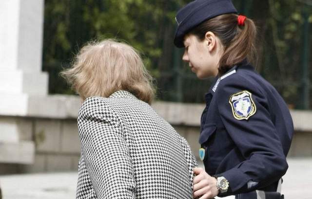 Κατήγγειλε για κλοπή την υπηρέτρια και συνελήφθη η ίδια