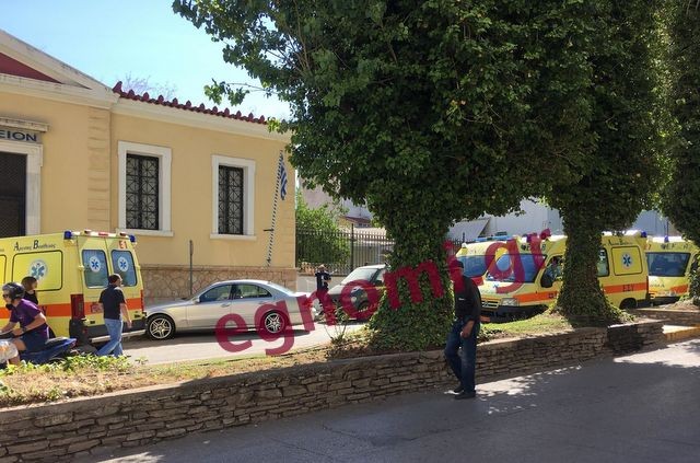 ΧΑΛΚΙΔΑ ΒΕΝΙΖΕΛΟΥ: Οδηχός ΙΧ πάρκαρε παράνομα στη θέση του ΕΚΑΒ
