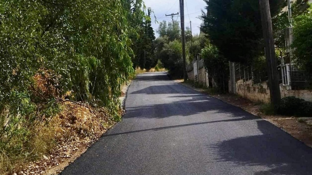 ΔΗΜΟΣ ΧΑΛΚΙΔΕΩΝ: Ασφαλτόστρωση δρόμων στην Παραλία Αυλίδας