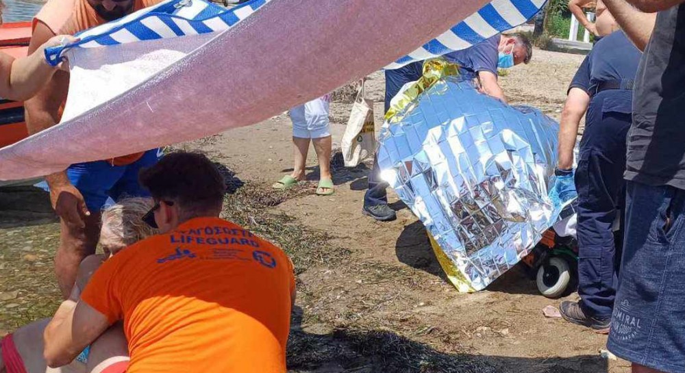 Γυναίκα βρέθηκε αναίσθητη στην παραλία Αγίου Νικολάου στο Μπούρτζι
