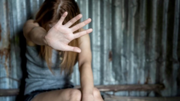 Καταγγελία για ασέλγεια 50χρονου σε 14χρονη - Ήταν φίλος του πατέρα της