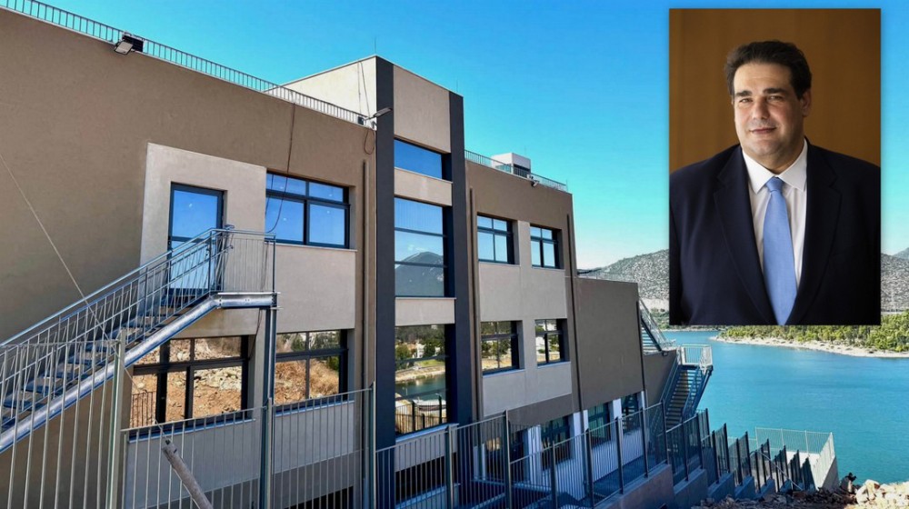 ΧΑΛΚΙΔΑ: Με τον υπουργό Θεόδωρο Λιβάνιο ο Αγιασμός στο 26ο Δημοτικό Σχολείο