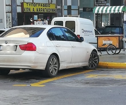ΑΠΙΣΤΕΥΤΟ: Λες και απέκτησε λευκό ταξί η Χαλκίδα