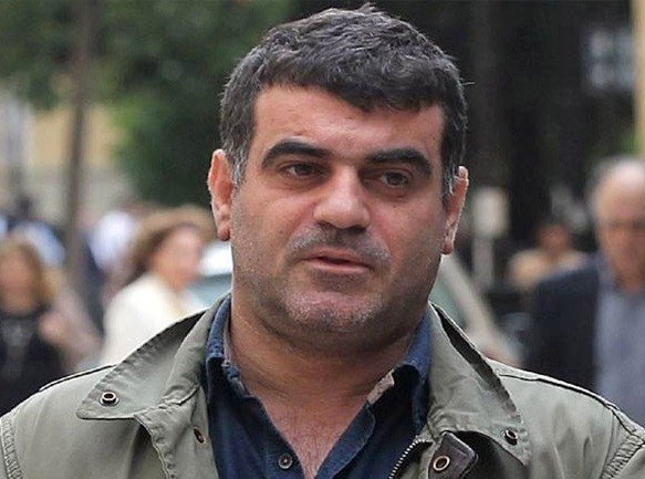 Συνελήφθη ο δημοσιογράφος Κώστας Βαξεβάνης