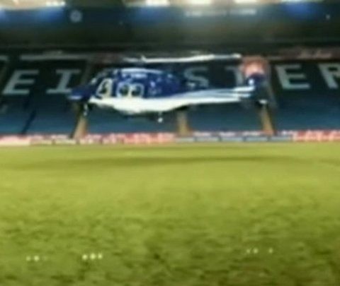 Συγκλονιστικό βίντεο με την πτώση του ελικοπτέρου μέσα από το γήπεδο της Λέστερ