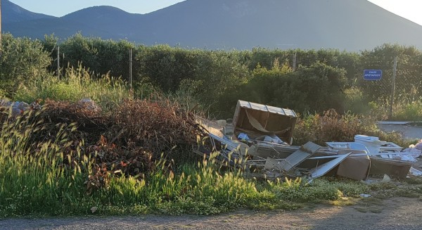 ΧΑΛΚΙΔΑ ΟΙΚΙΣΜΟΣ ΚΑΡΑΚΑ: Έγινε πάλι χωματερή