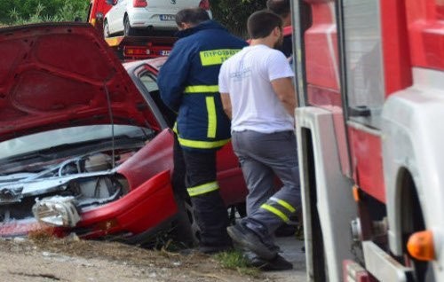 ΣΤΕΡΕΑ ΕΛΛΑΔΑ: Τραυματίστηκε άτομο σε τροχαίο την Πρωτοχρονιά