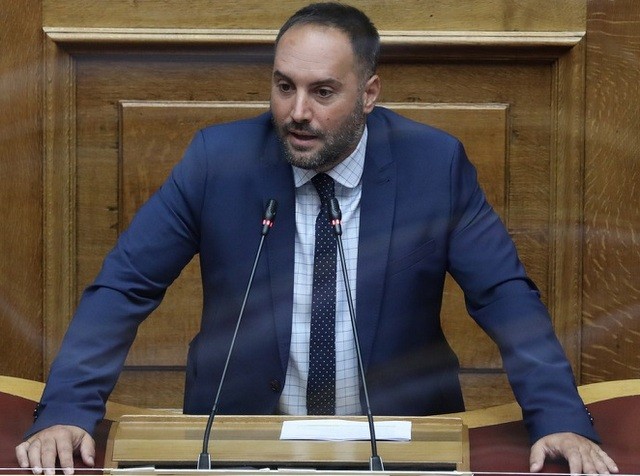 ΧΑΤΖΗΓΙΑΝΝΑΚΗΣ : Η οικογένεια Μητσοτάκη μαραζώνει ξανά την Εύβοια