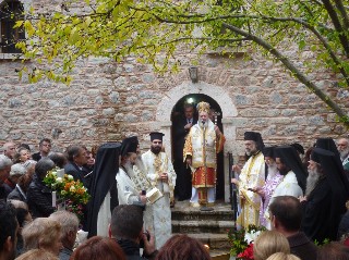 Πλήθη πιστών στο μνημόσυνο του Γέροντος Ιακώβου στη Μονή Οσίου Δαυίδ