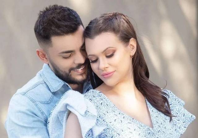 Γέννησε η Λάουρα Νάργες - Η ανάρτηση του Χρήστου Σαντικάι