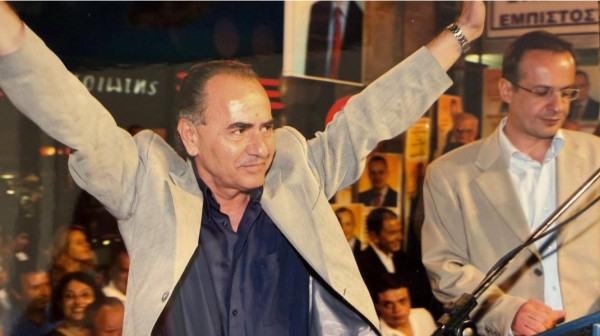 Συγκινητικός αποχαιρετισμός Ζεμπίλη στον ...στρατηγό Θεόδωρο Νέζη