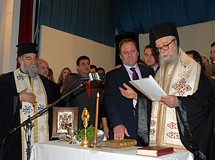 Άνοιξε τα χαρτιά του