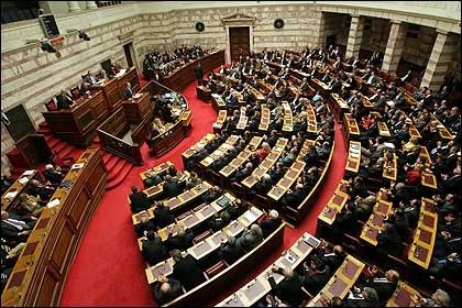 Οι παρτάκηδες της Βουλής και τα αναδρομικά της ντροπής